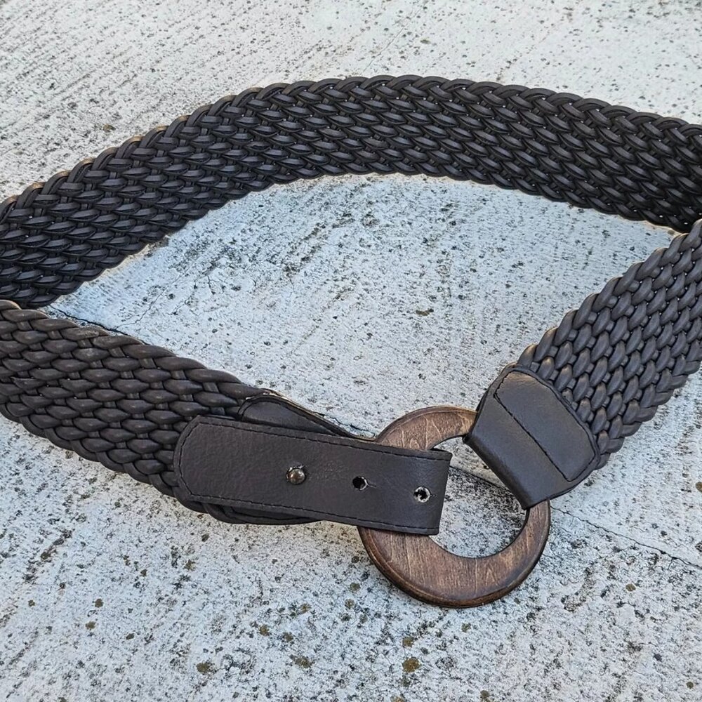 Geoffrey Beene Women Belt Wide Man Made Faux Braided Leather Waistband Size M/L